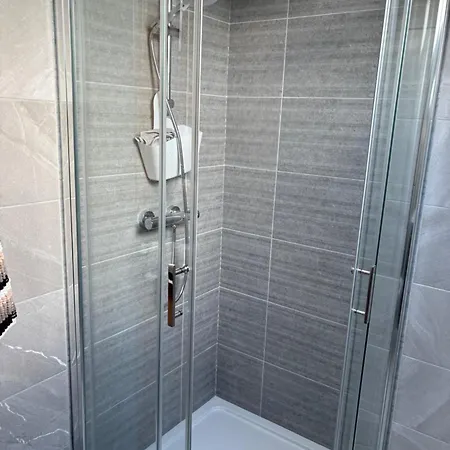 Habitación en casa particular View *